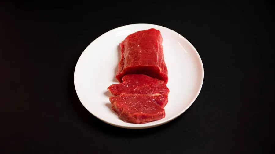 Chilled Tenderloin Steak