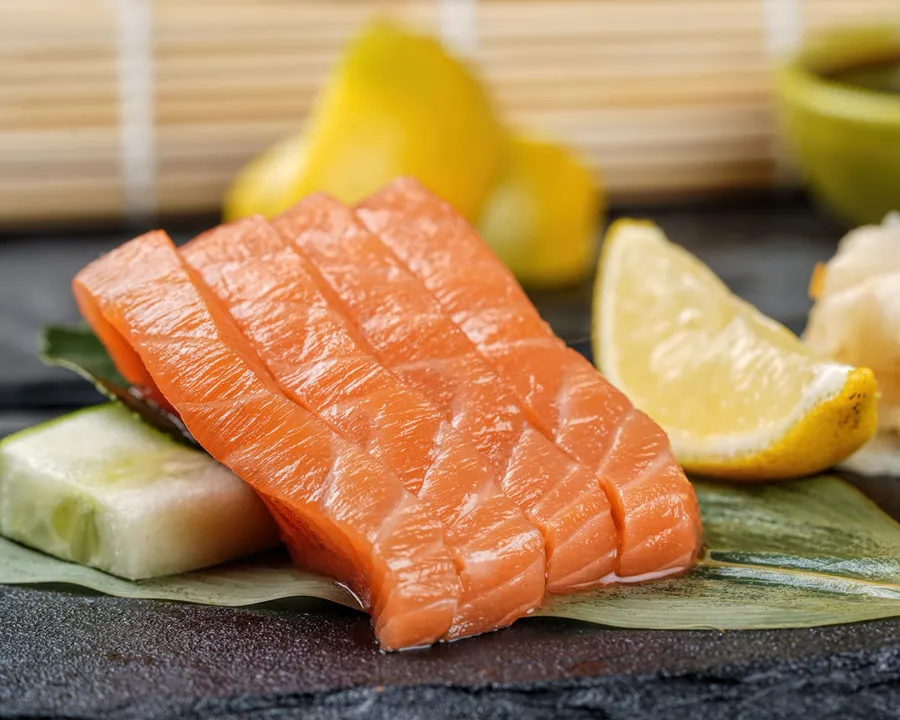 SALMON SASHIMI