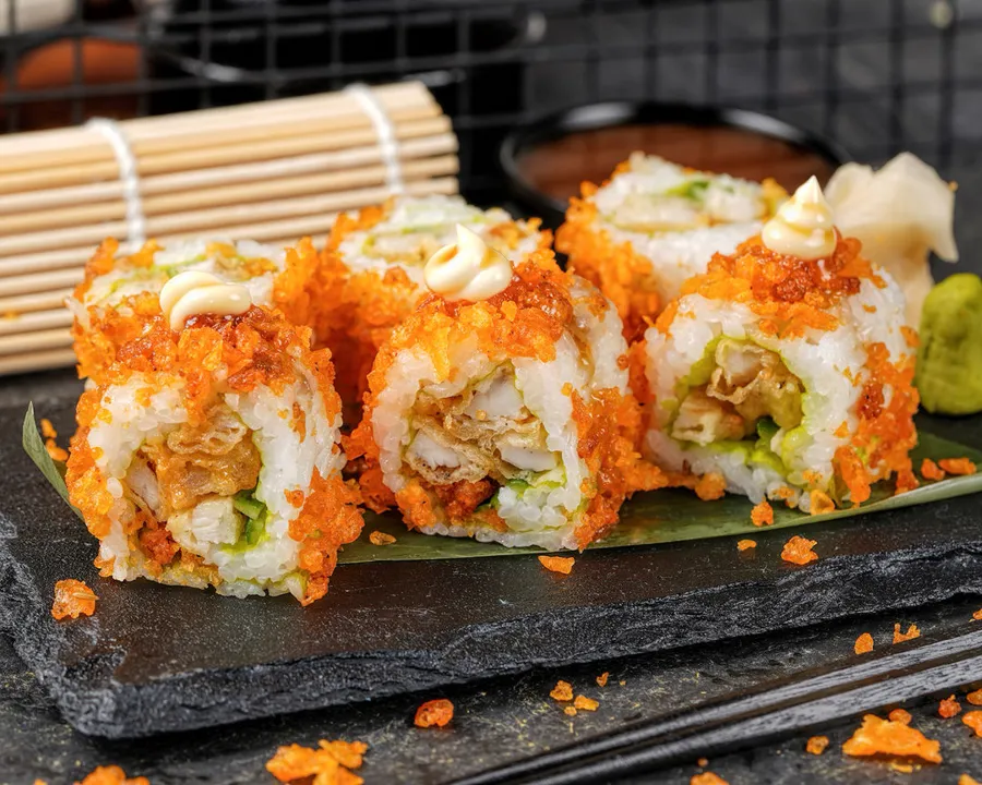 BUFFALO SHRIMP MAKI