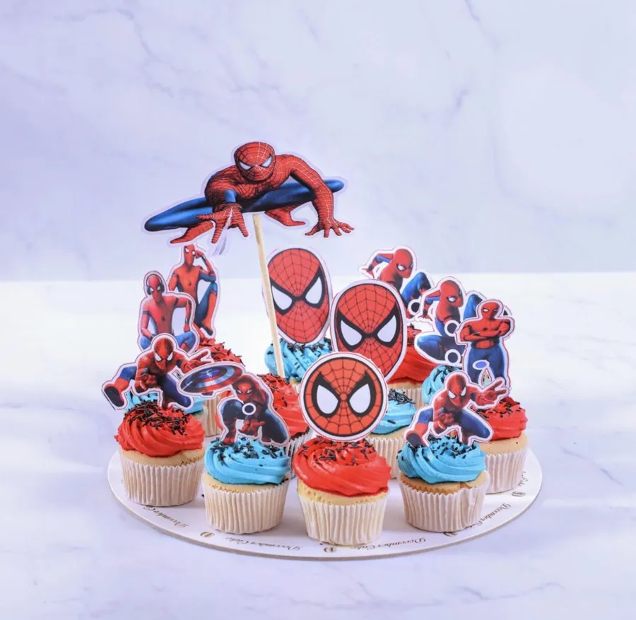 Cup cake spider man