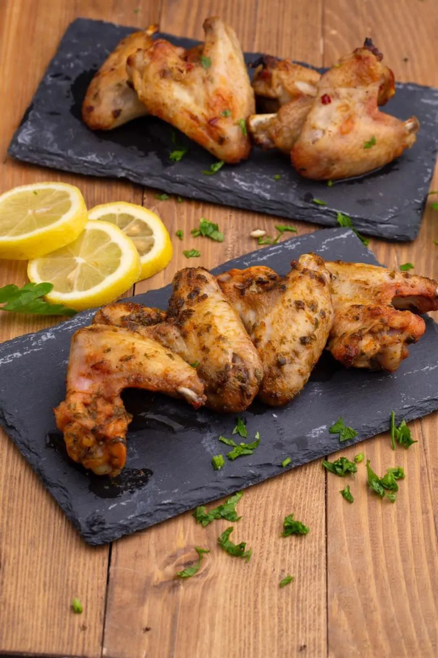 chicken wings with lemon and garlic