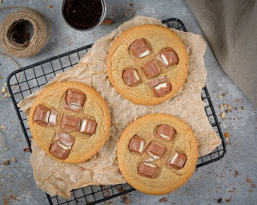 Kinder Chocolate Cookies
