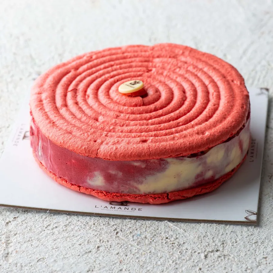 Isphahan Ice Cream Macaroon