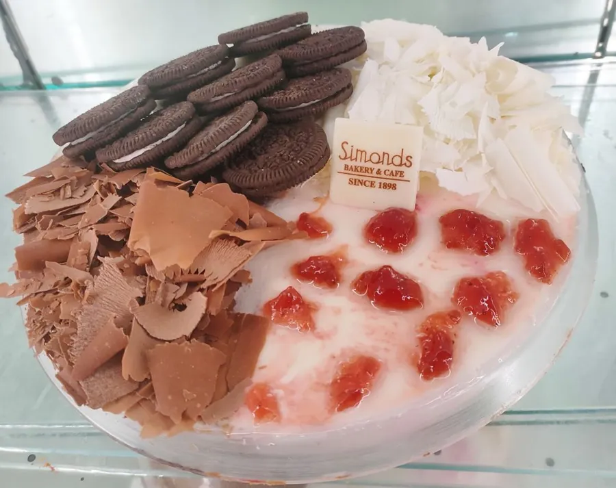 Four Seasons Ice Cream Bowl.