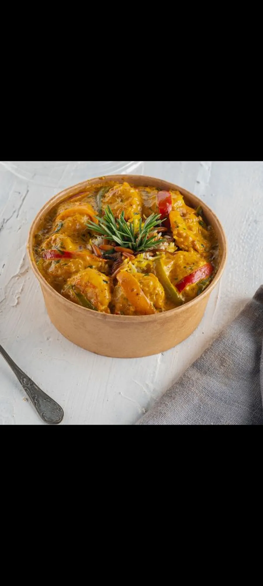 Shrimps with creamy saffron
