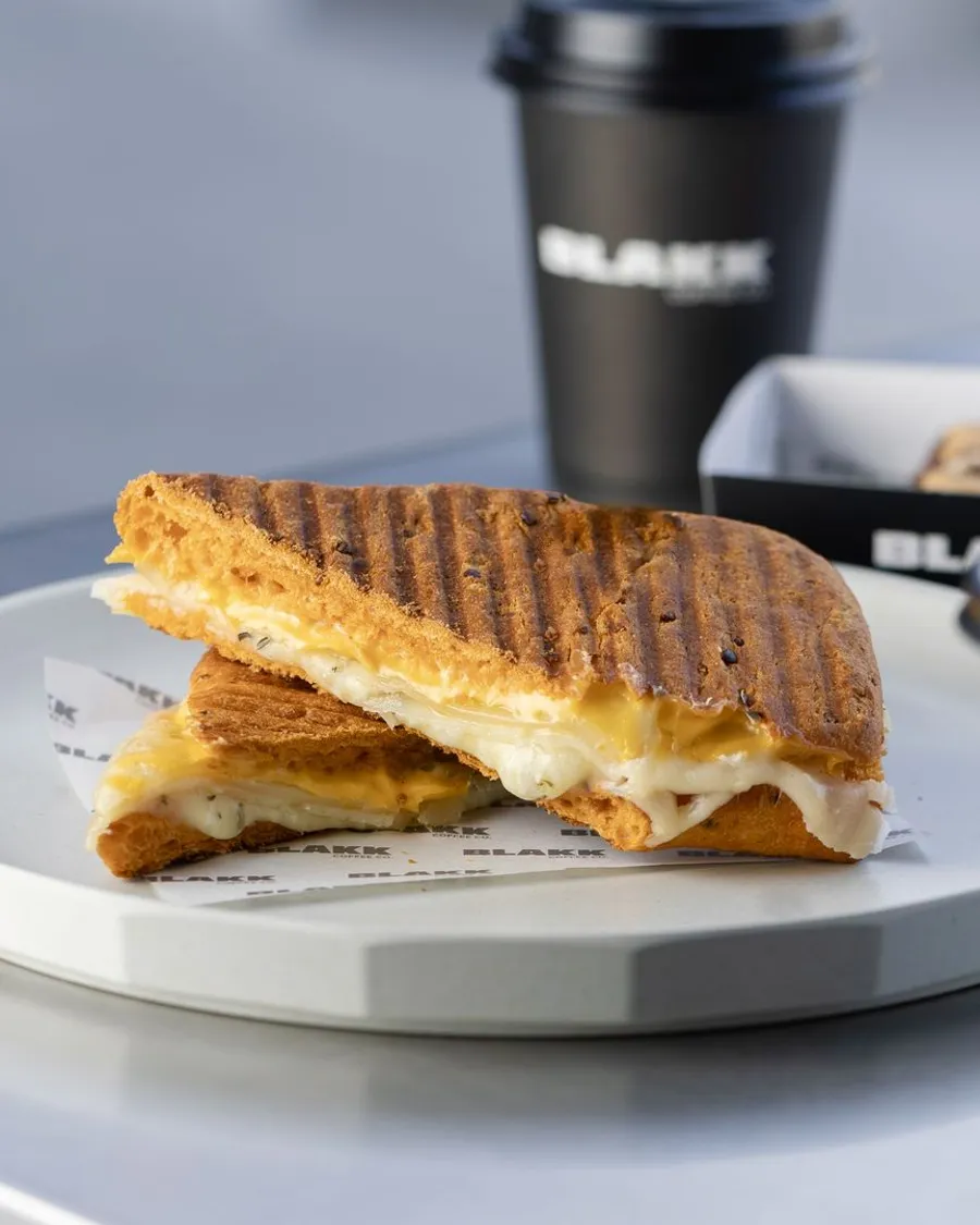 The ULTIMATE Four Cheese