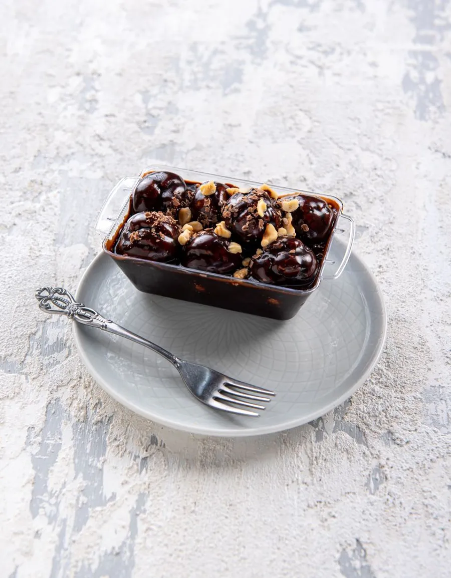 Profiterole Chocolate Verrine