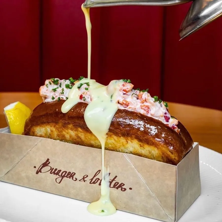 Original Lobster Roll ( without sides)
