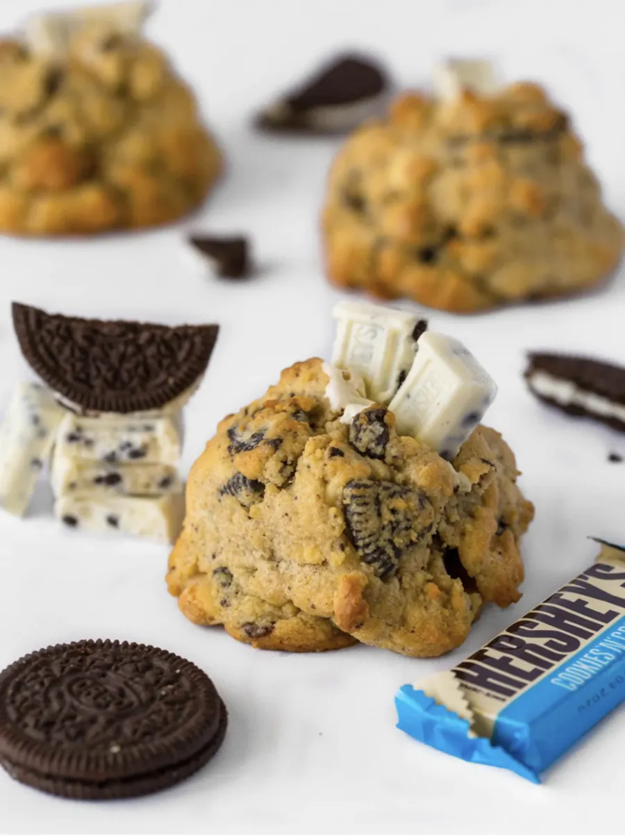 COOKIES & CREAM