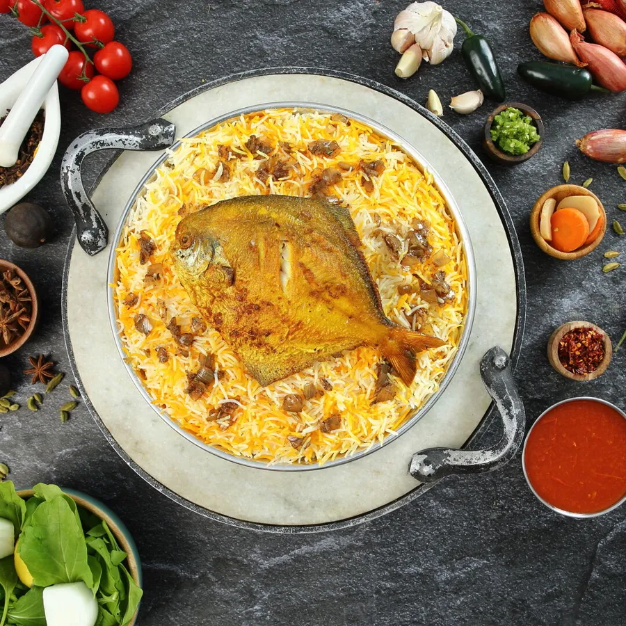Dar Jasem Zubaidi With Saffron Rice