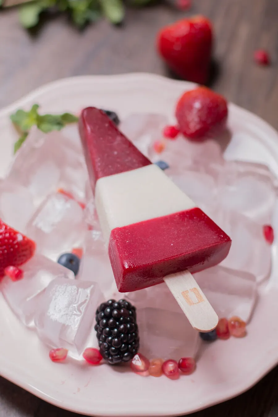 Regular Icecream : Cheese Berries (Blackberry / Cheesecake / Raspberry)