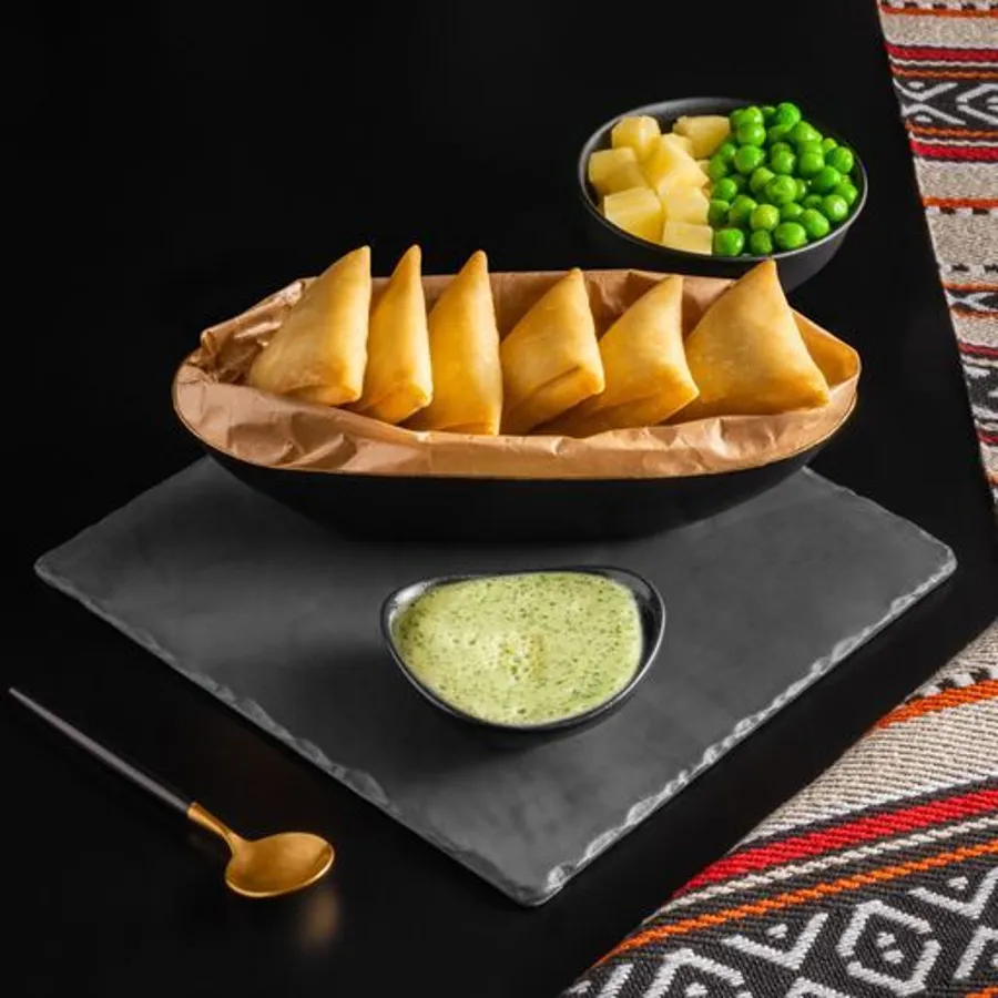 Green Peas Sambousa - 6 Pcs