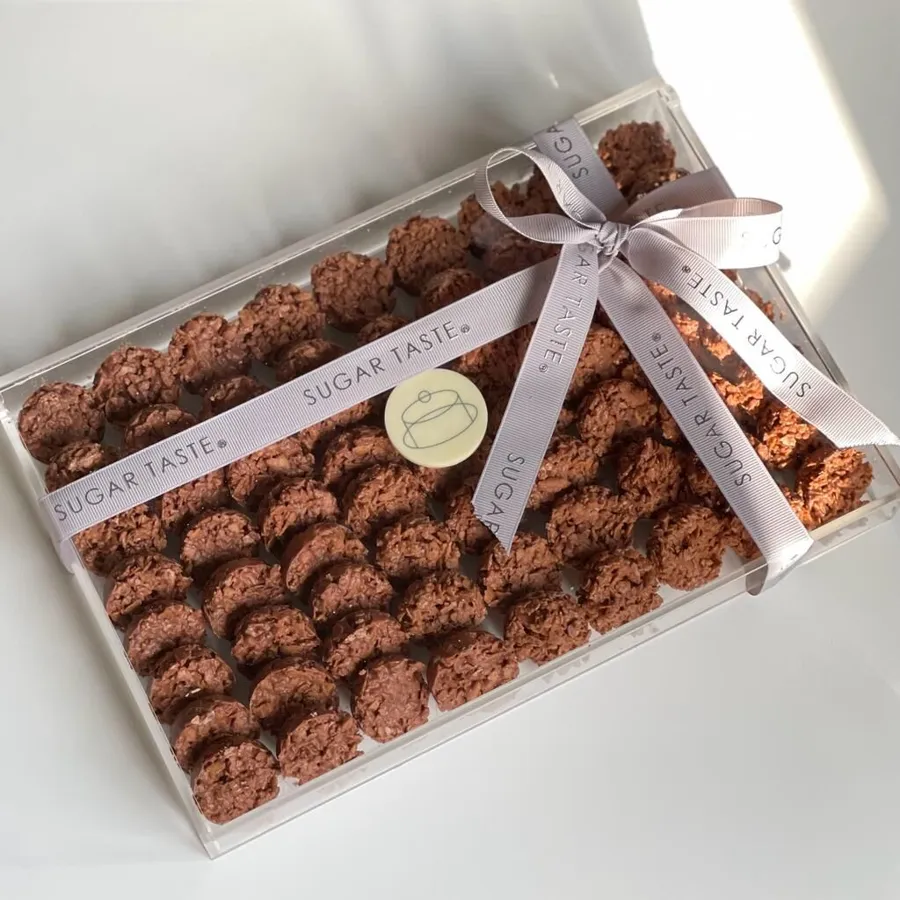 Flaky Circles Tray
