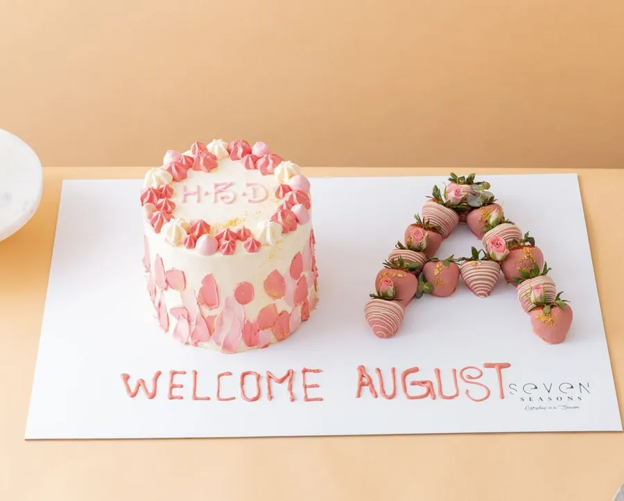 Cake & Strawberry Letter Board