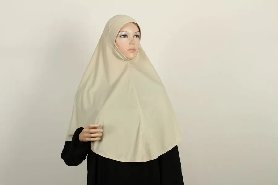حجاب نايلون بالمقوى بدون خيط