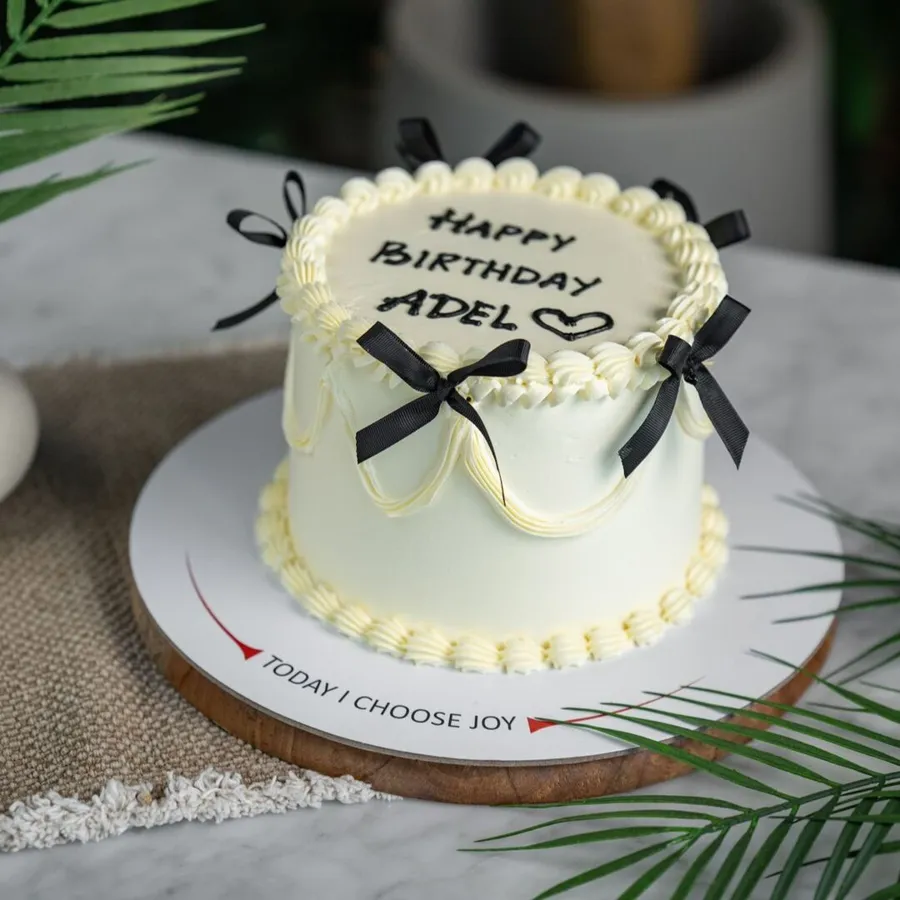 Classic Ribbon Cake - White