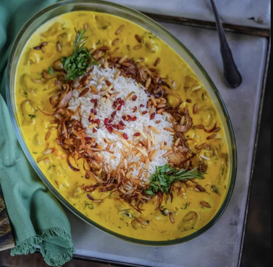 Creamy chicken with saffron rice