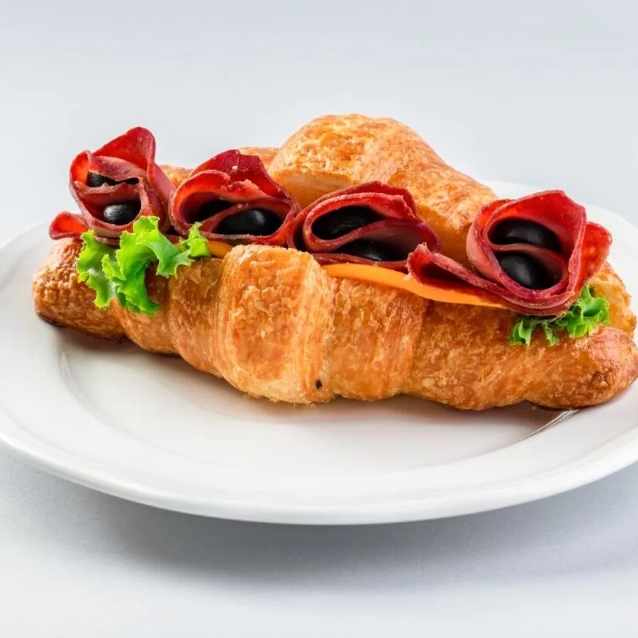 Roast Beef Croissant