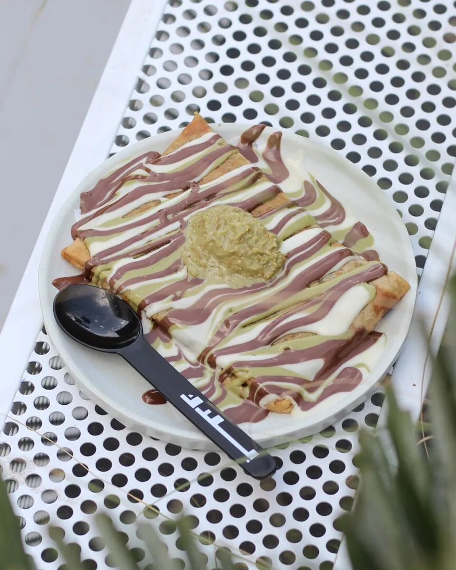 Pistachio Kunafa Crepe