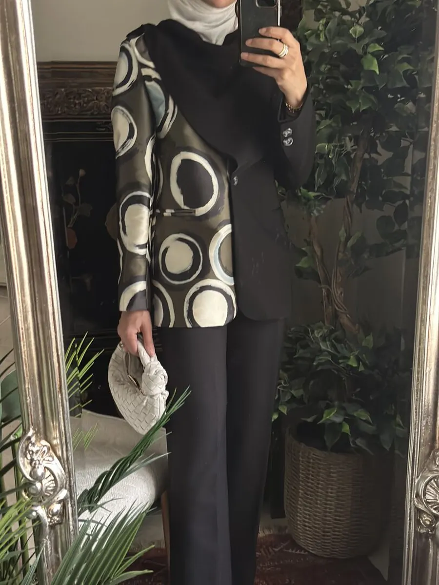 Circle jacket
