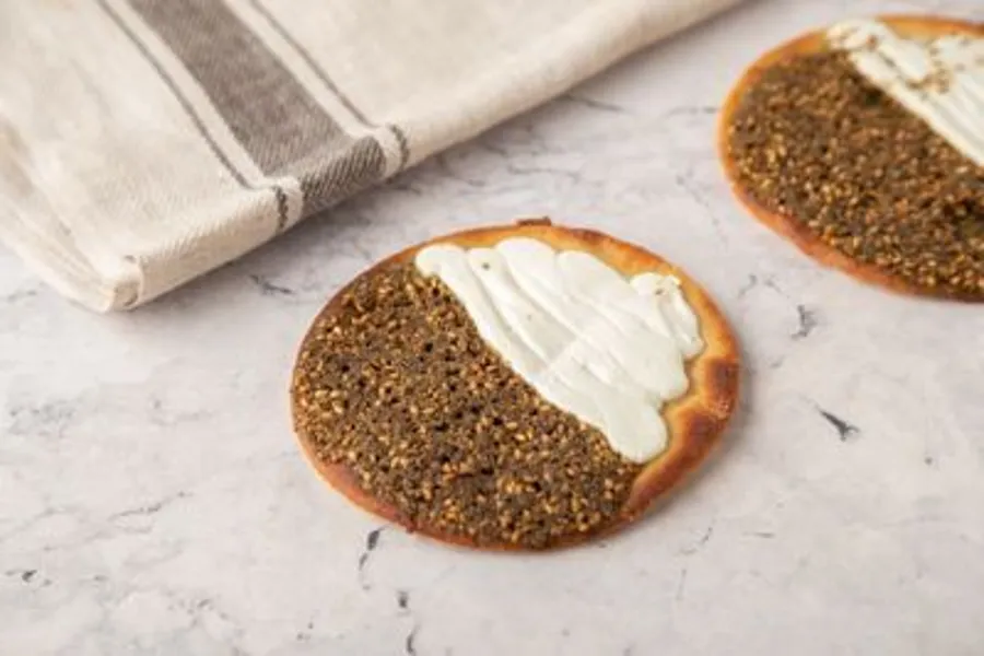 Gluten Free Labneh and Zaater Pizza (6 pieces)