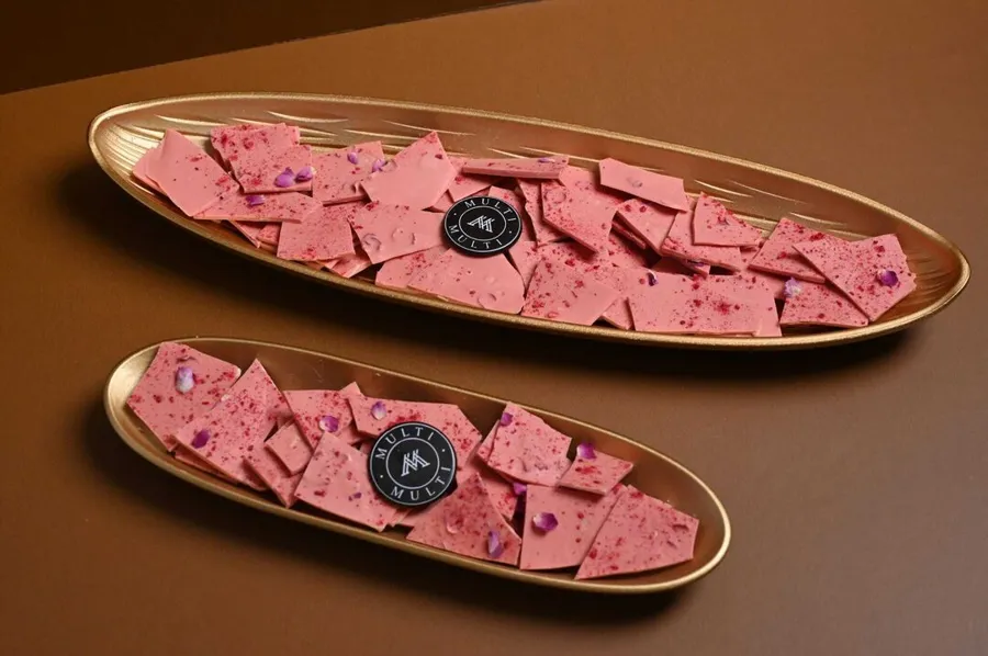 Grand Pink Delight Tray