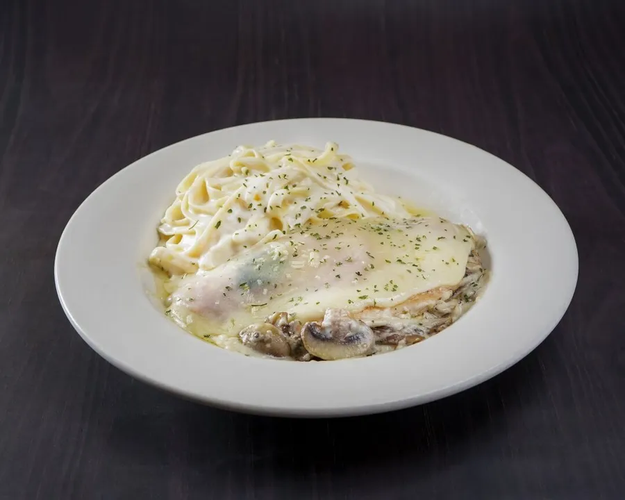 CHICKEN MILANO.