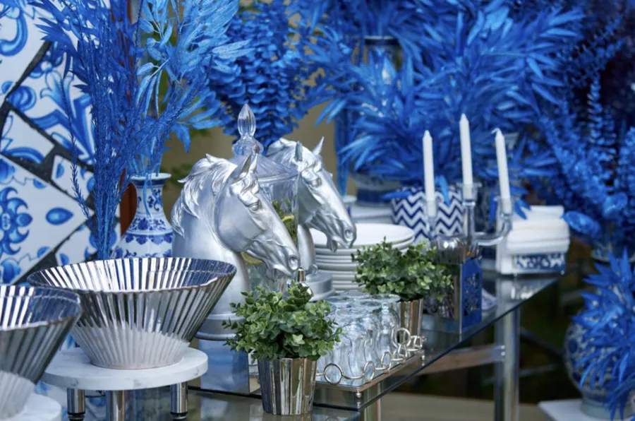 Buffet with Flowers for 10-15 Persons