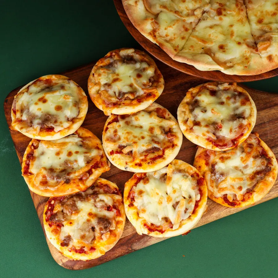 Mini Pizza Sujok .