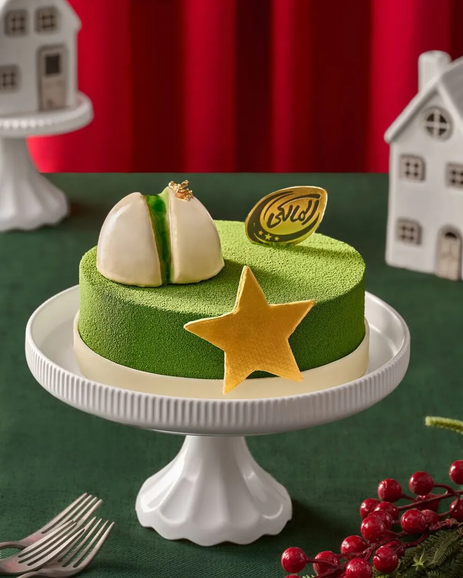 Fruitina Pistachio Cake