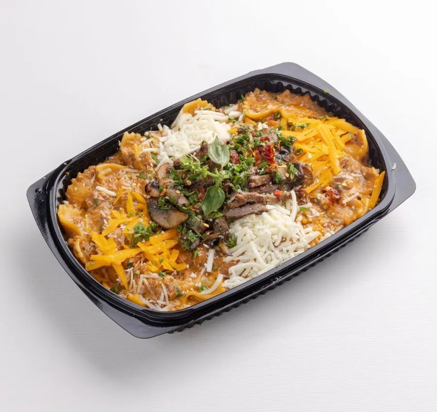 Cheesy Beef Farfalle Pasta 1 person ( Spicy 🌶)