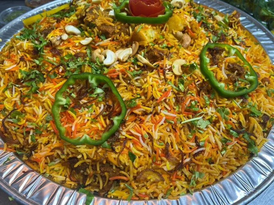 chicken biryani tray