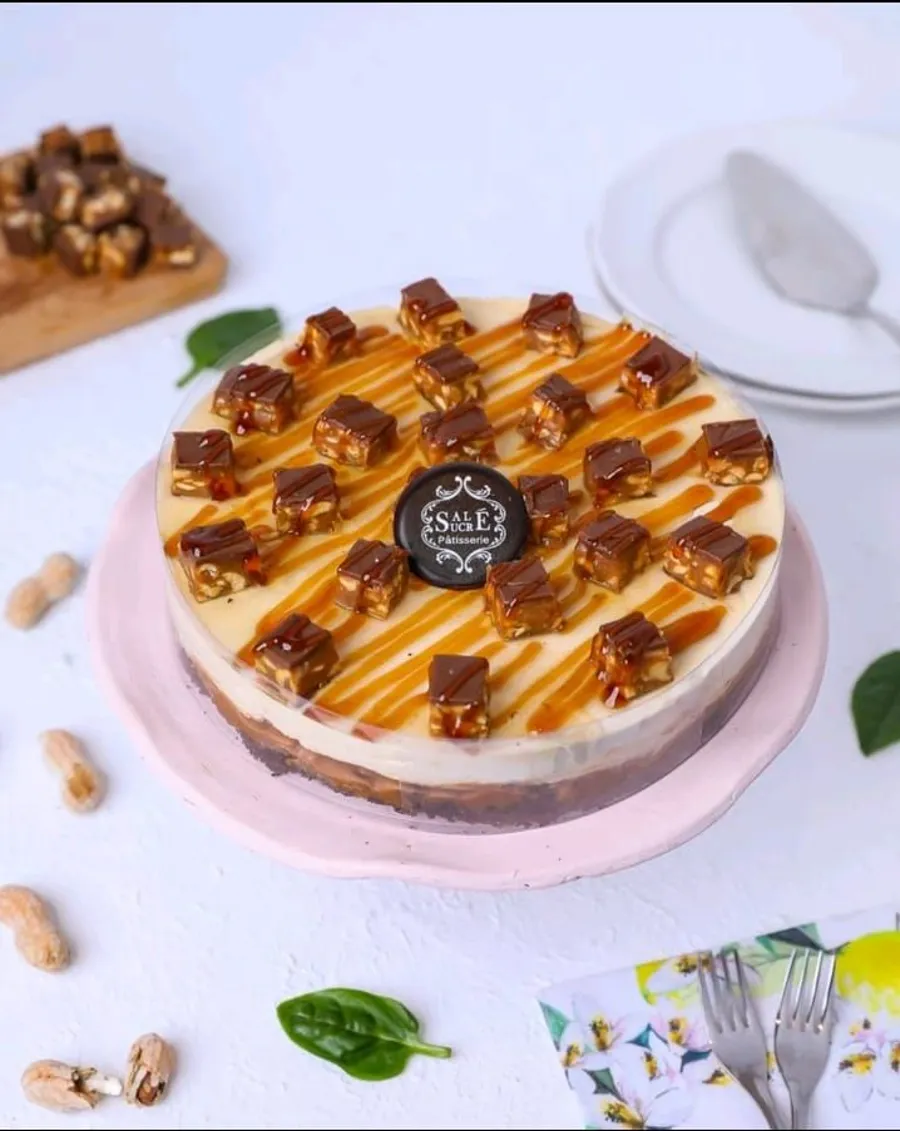 Snickers Ice Cream Cake