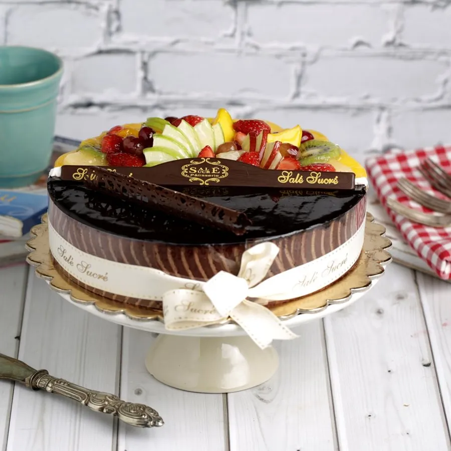 Duo Fruit/ Choco Cake