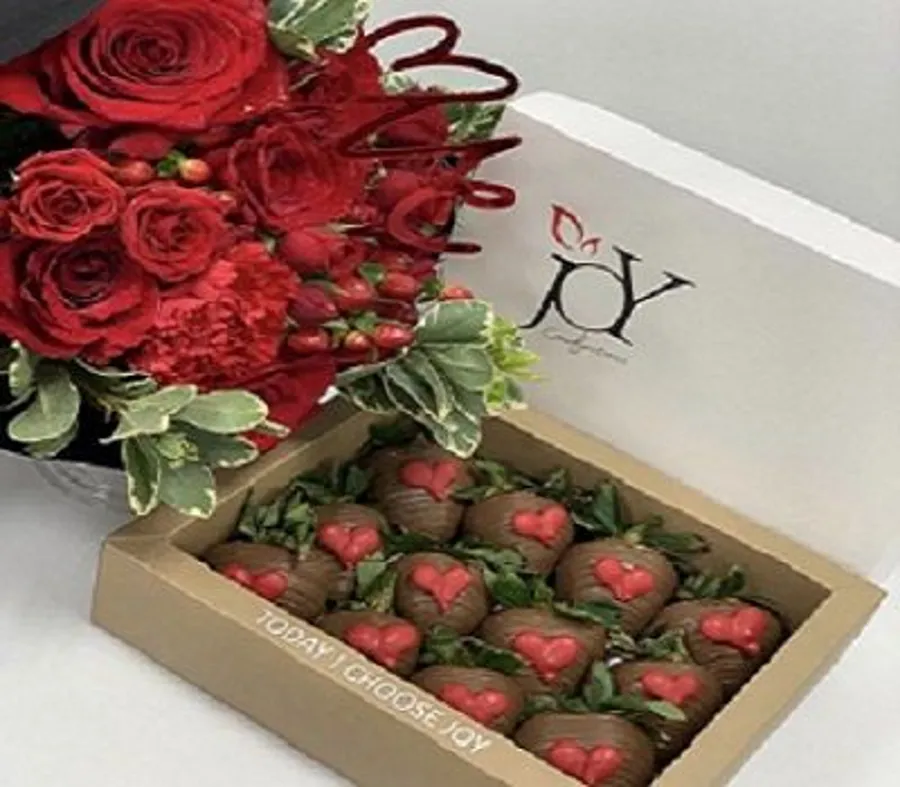 Strawberry Box with Heart