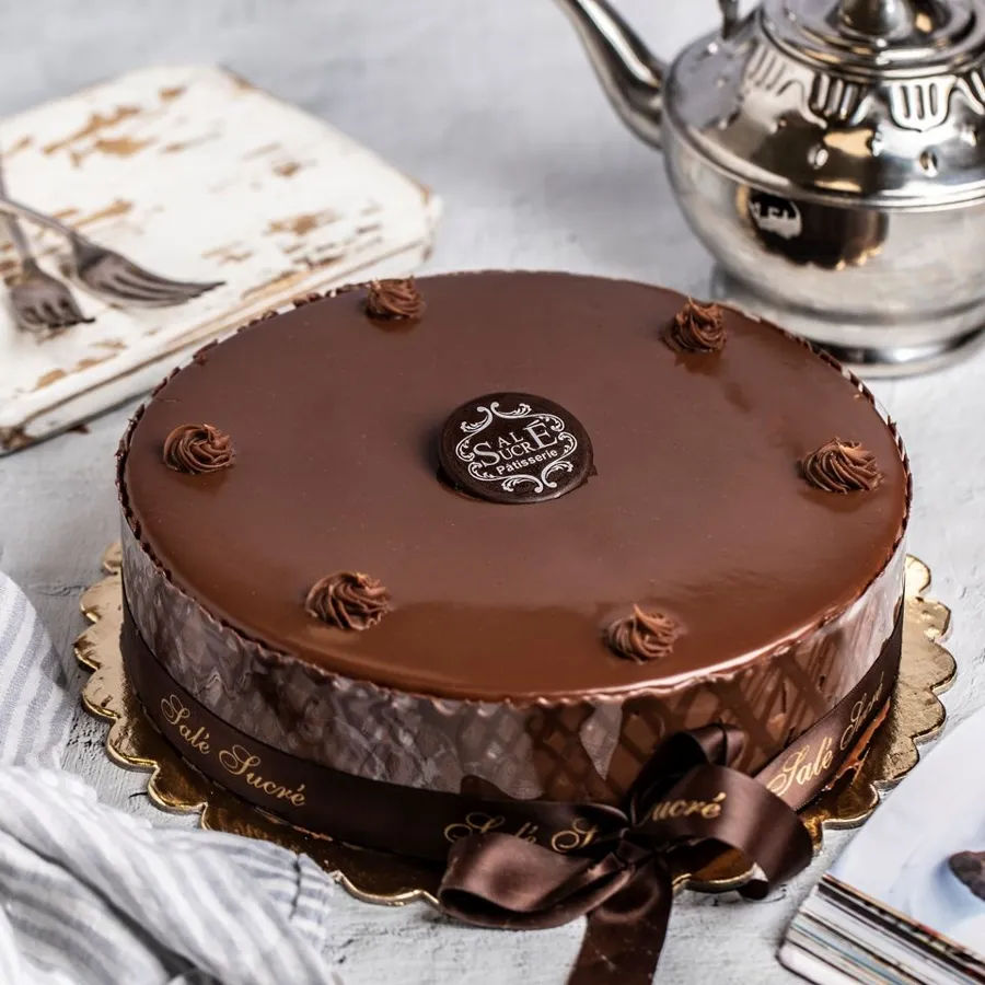 Chocolate Ganache Cake