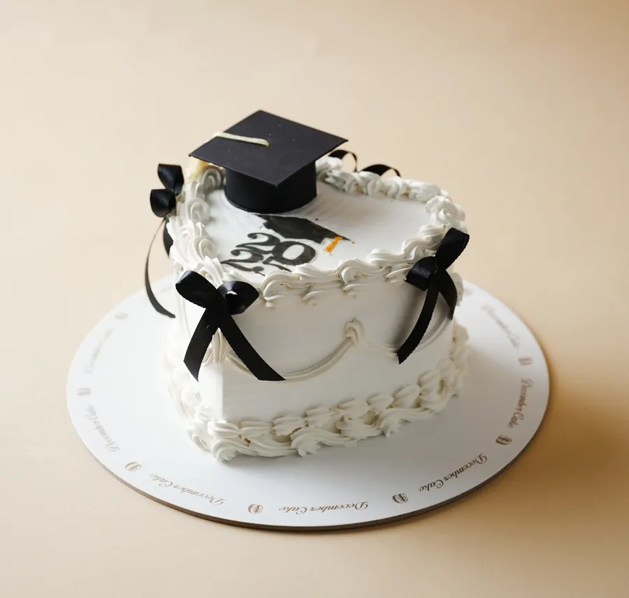 Heart gradation cake mix chocolate vanilla 🎓