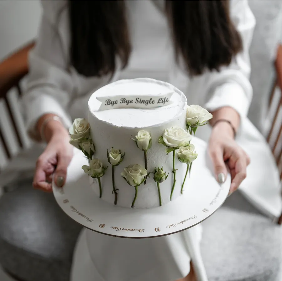 Baby rose white Cake 6inch mix chocolate vanilla