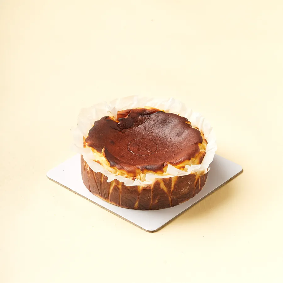 Small San Sebastián Cheesecake