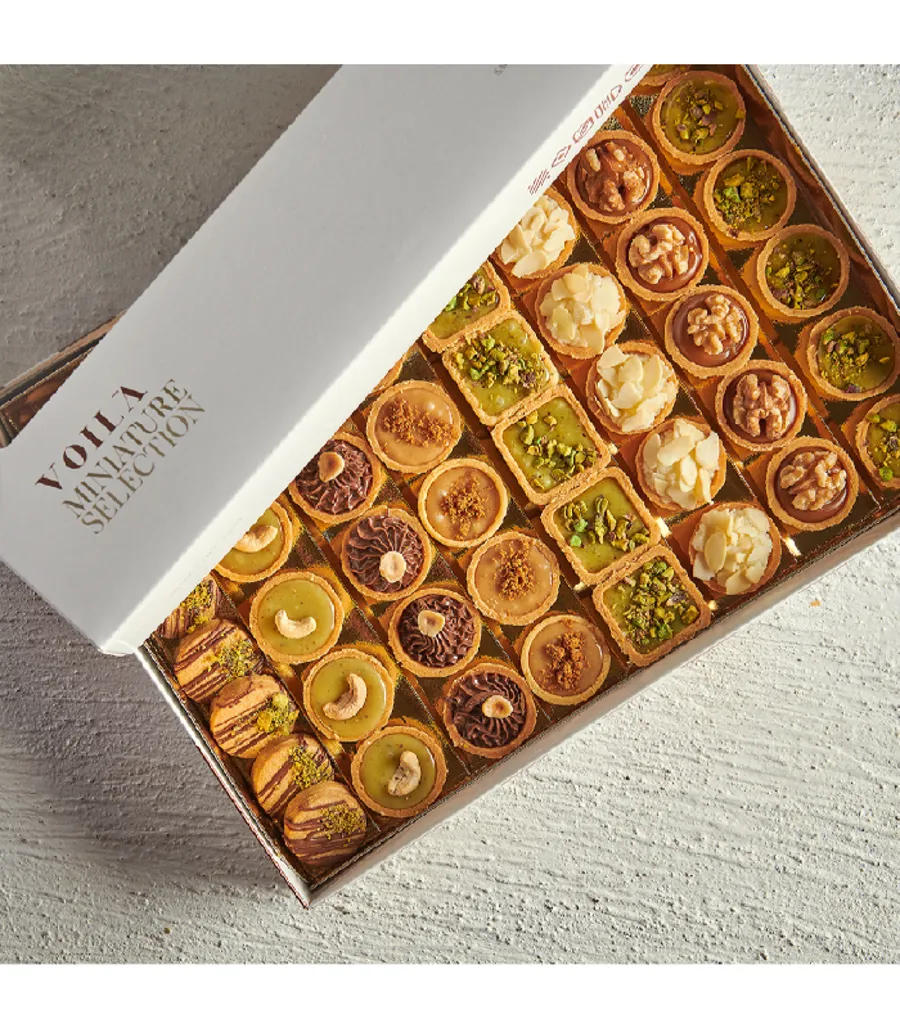 Petit Four Lux