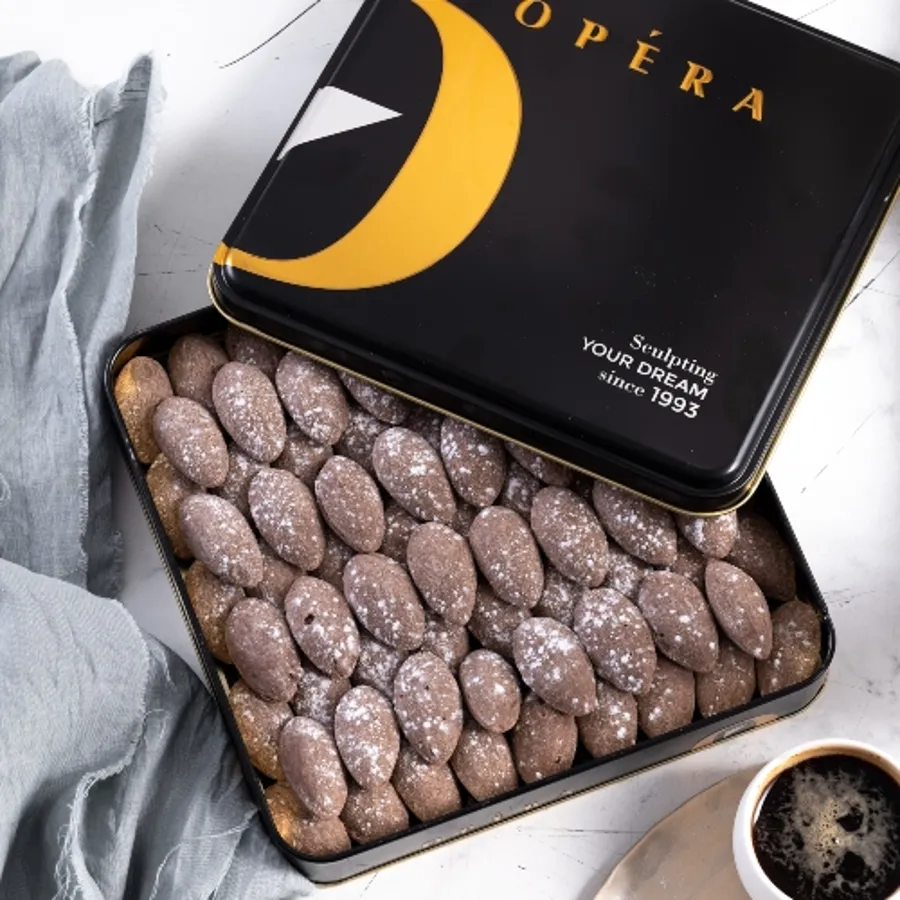 Almond Chocolate Box