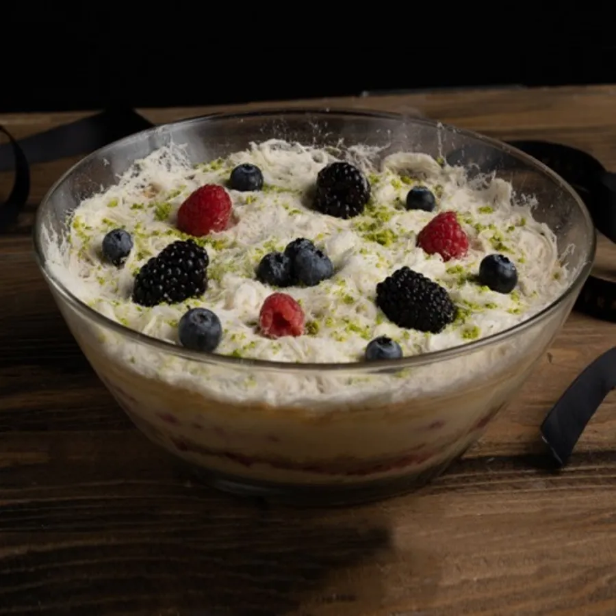 Kunafa Crème Brûlée Dessert.