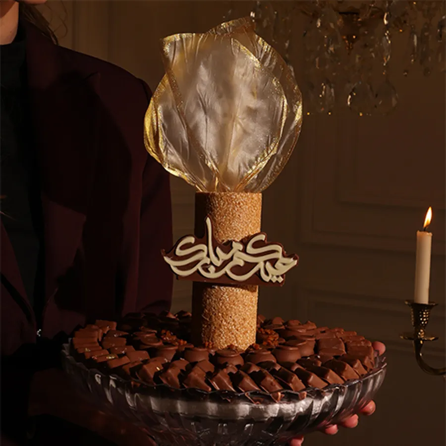 Crystal chocolate tray with sesame seed decoration (E)