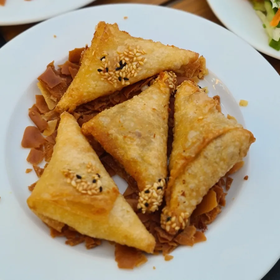 طبق سمبوسك لحم "4 قطع"