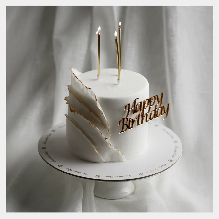 White birthday cake 6inch gold candle