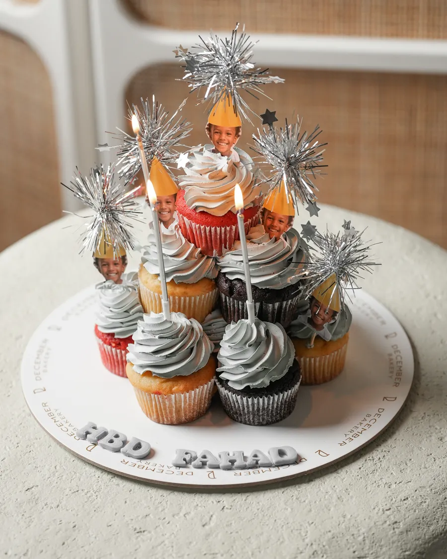 Photo cup cake photo happy birthday