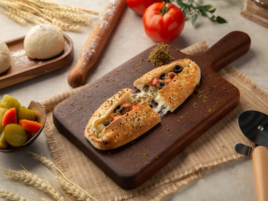 Akkawi Cheese, Vegetables.
