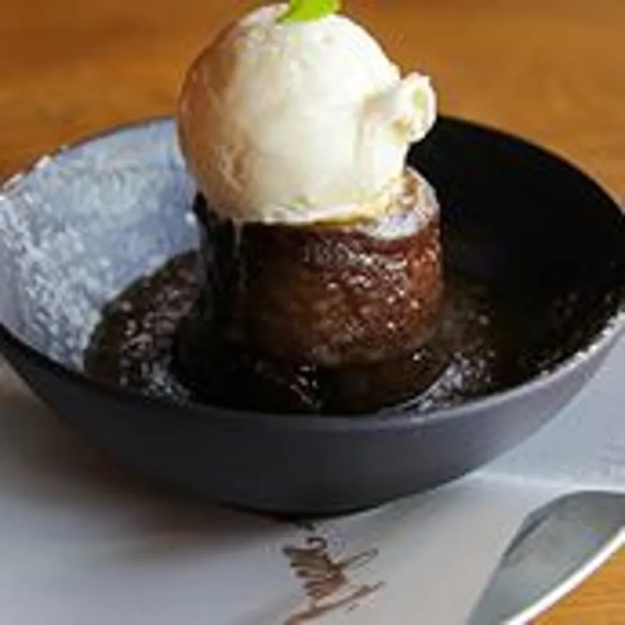Sticky Dates Pudding