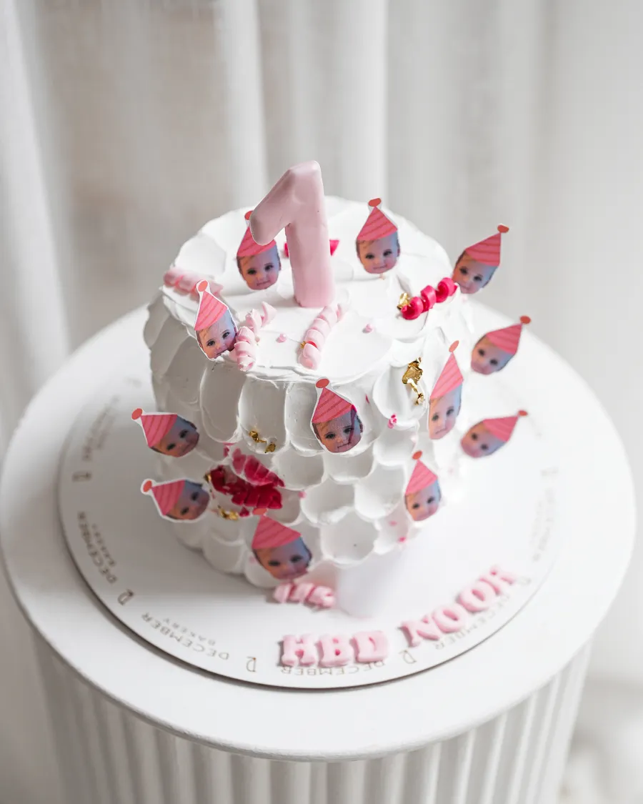 Faces pink cake mix chocolate vanilla 6inch