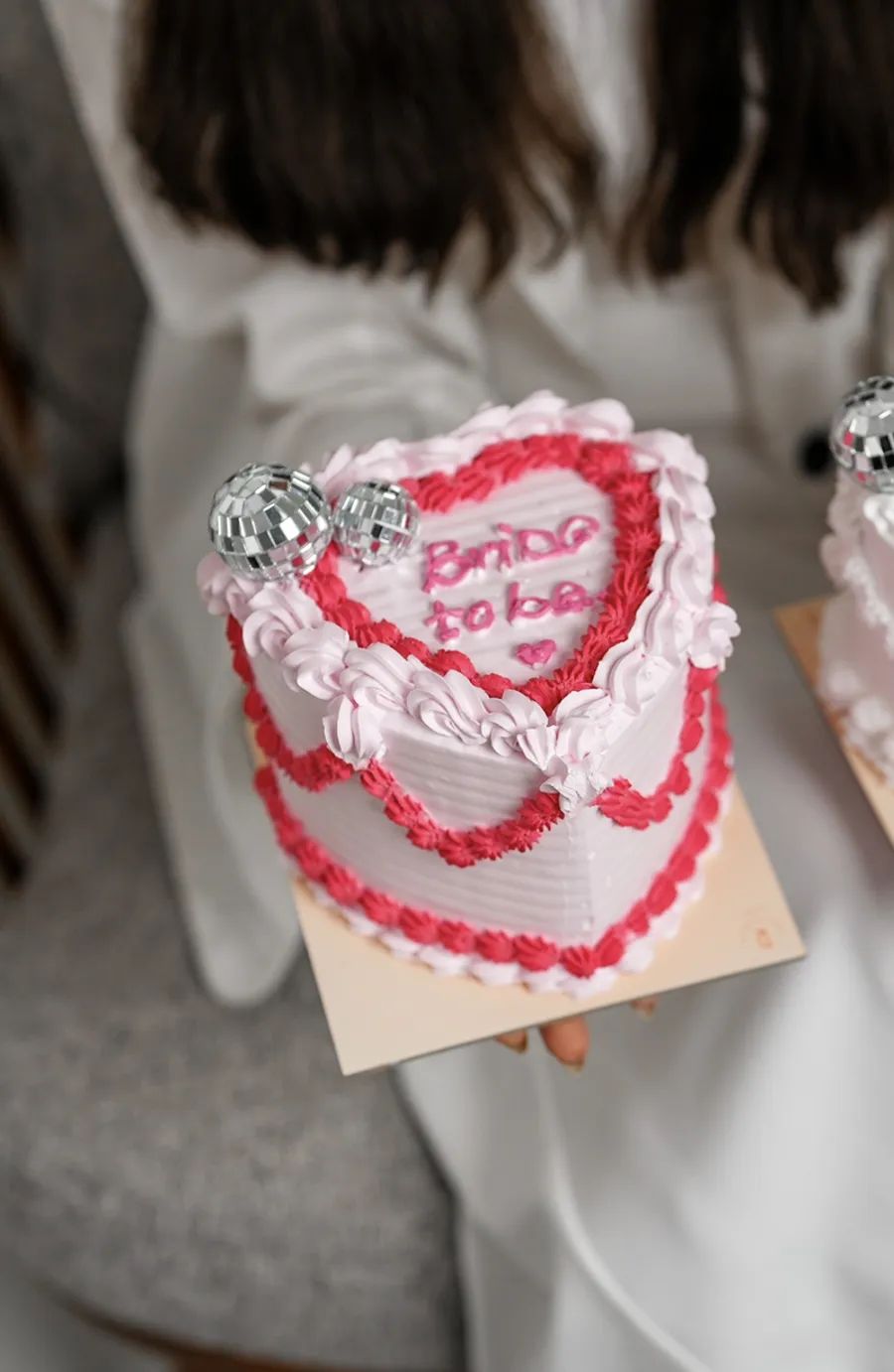 Small heart pink cake 4inch mix chocolate vanilla